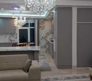 نمونه کار نصب شده کابینت‌های آماده کابینت استوک پیشکاری