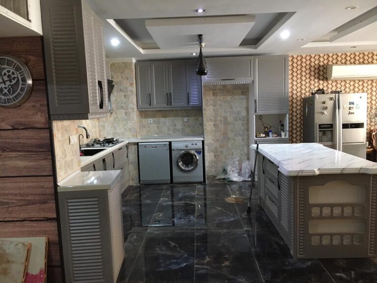 نمونه کار نصب شده کابینت‌های آماده کابینت استوک پیشکاری