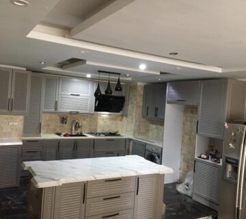 نمونه کار نصب شده کابینت‌های آماده کابینت استوک پیشکاری