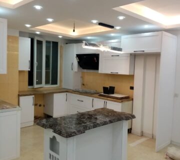 نمونه کار نصب شده کابینت‌های آماده کابینت استوک پیشکاری