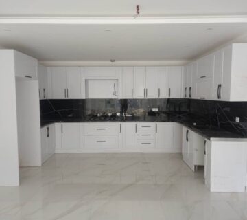 نمونه کار نصب شده کابینت‌های آماده کابینت استوک پیشکاری