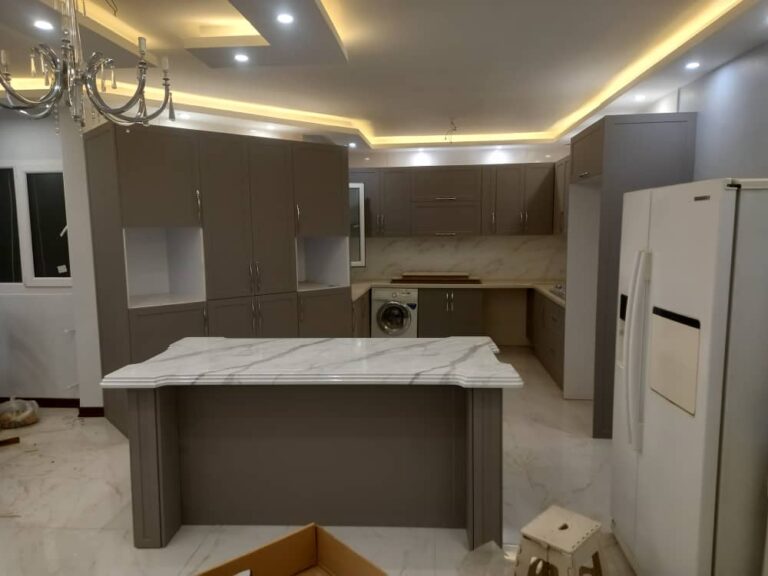 نمونه کار نصب شده کابینت‌های آماده کابینت استوک پیشکاری