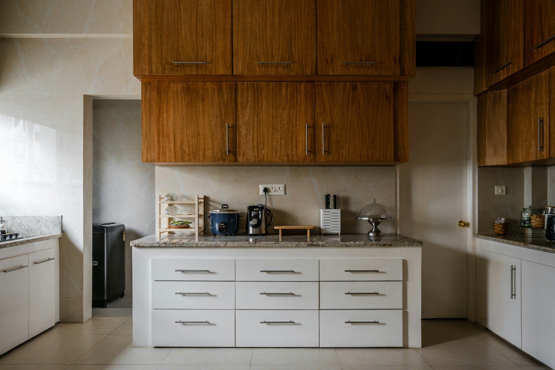 اشتباه مرگبار در خرید کابینت استوک | راهنمای کامل انتخاب [1403]